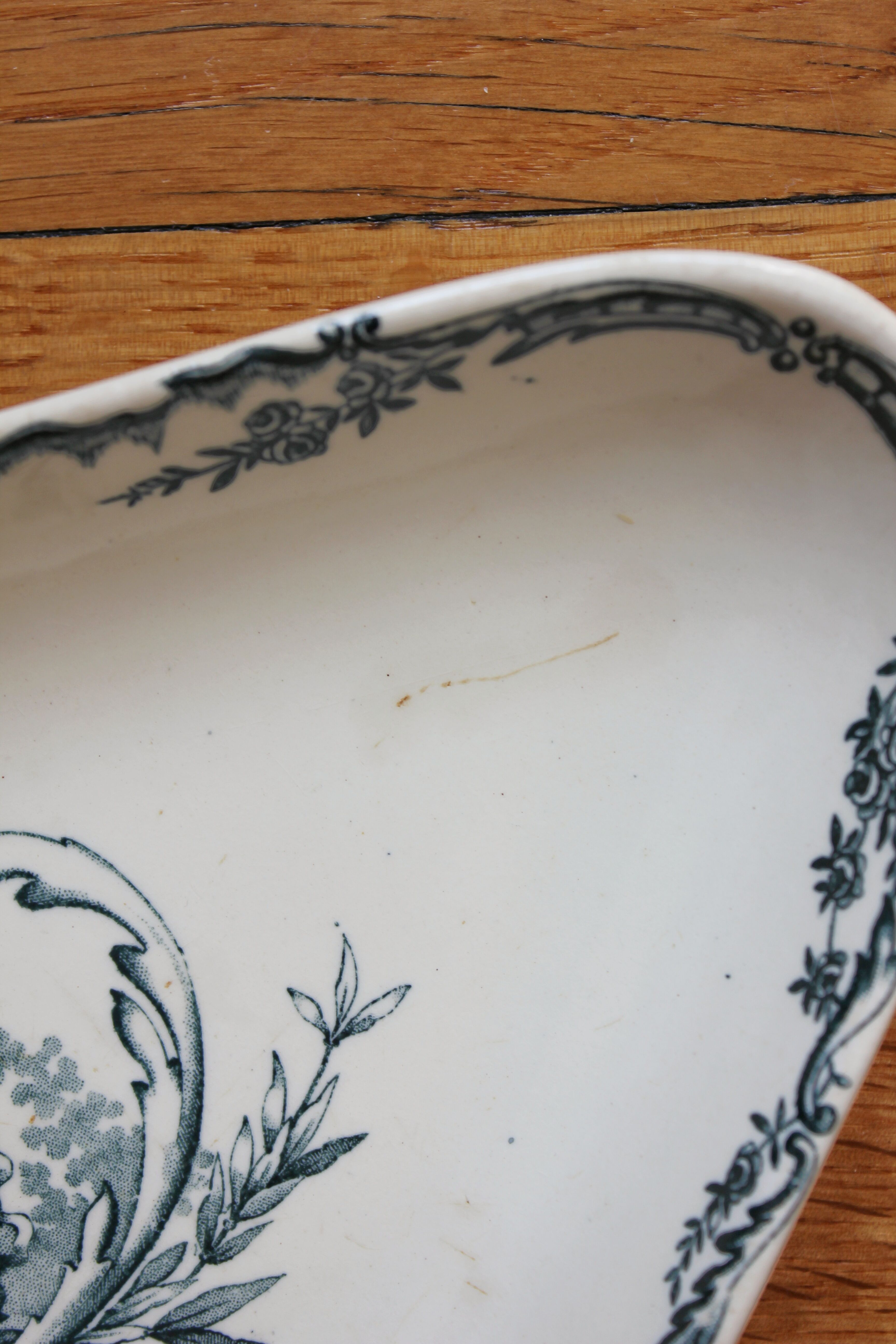 Small ramekin in iron earthenware "Trianon" model from Salins