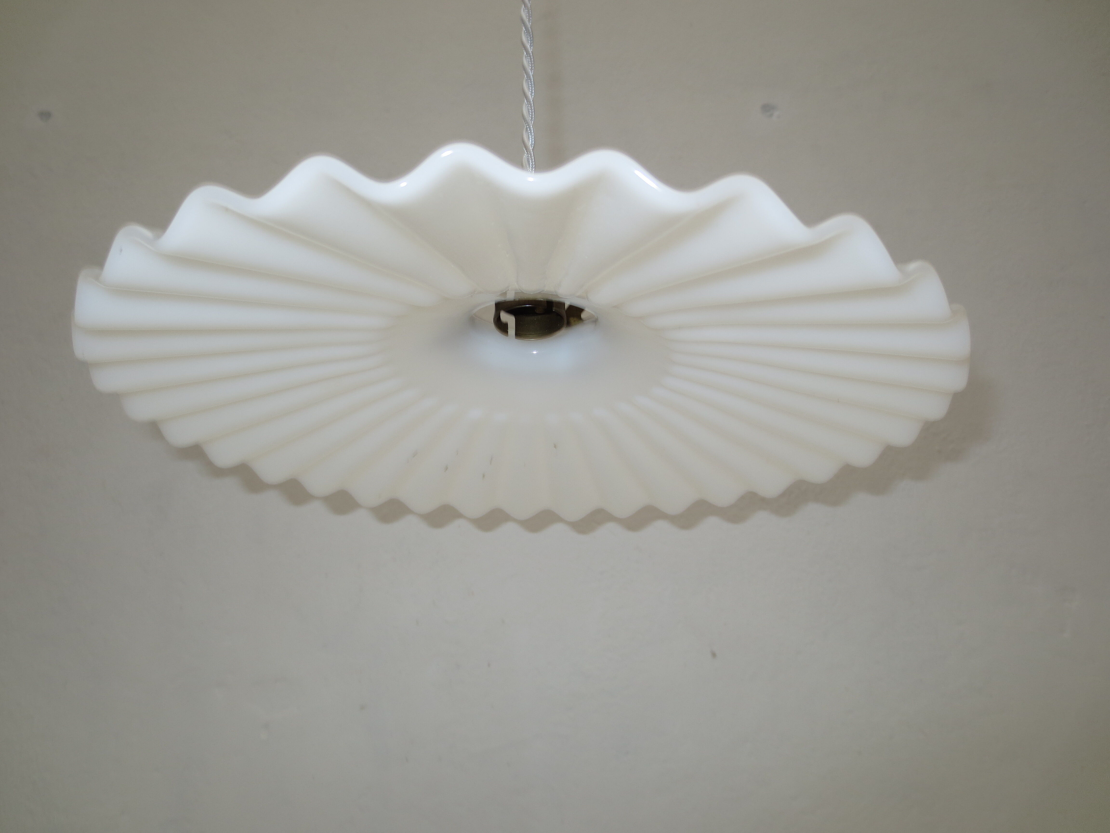 Hanging lamp