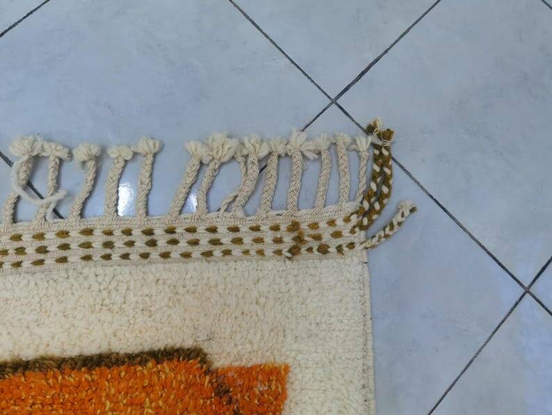 Artisanal Boujaad rug 140cm x 240cm