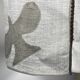 Suspension drap ancien en lin monogramme et oiseau de Georges Braque