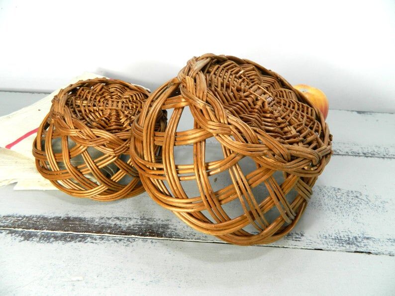 Pair of vintage bread baskets
