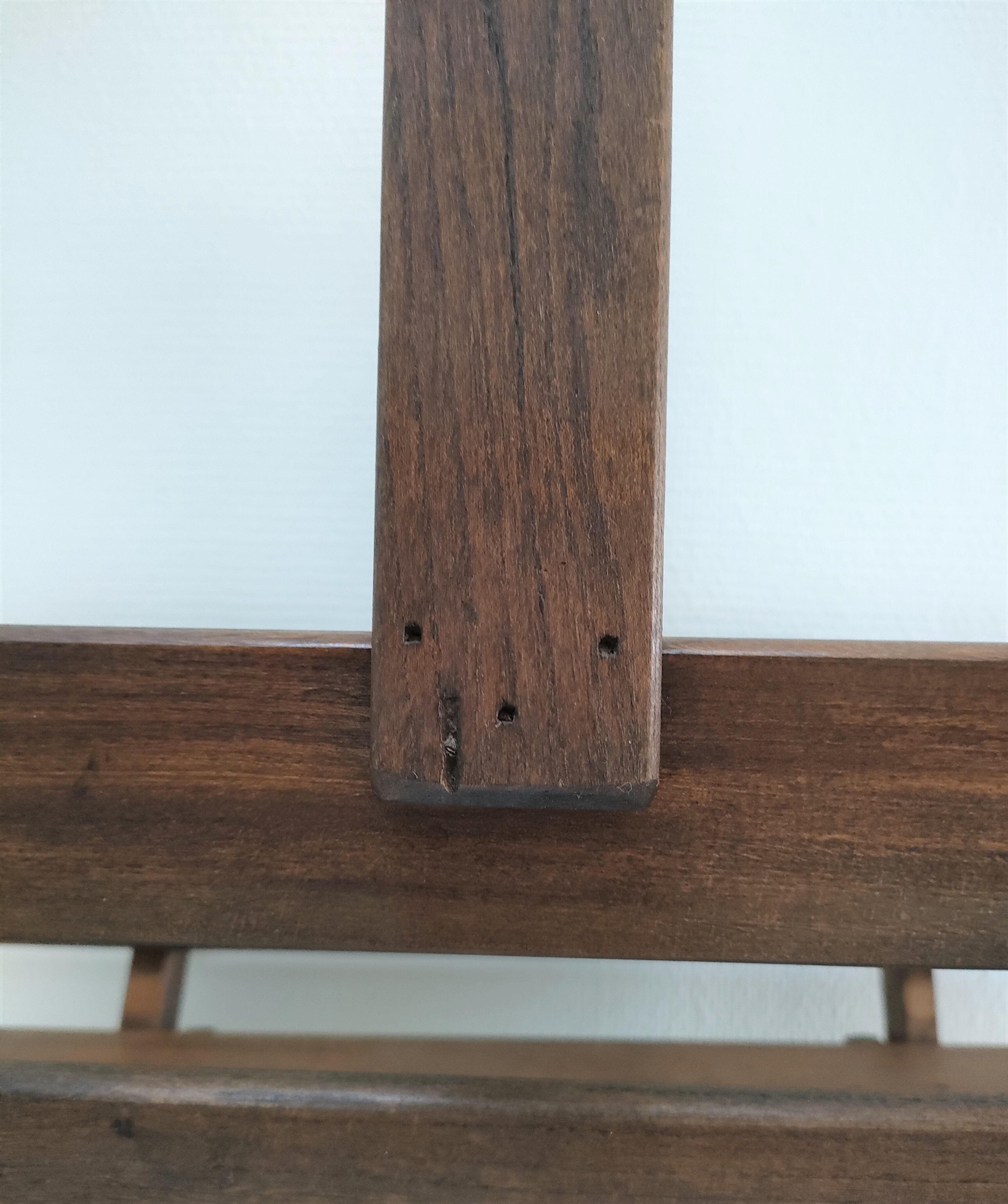 Solid wood log basket with vintage slats