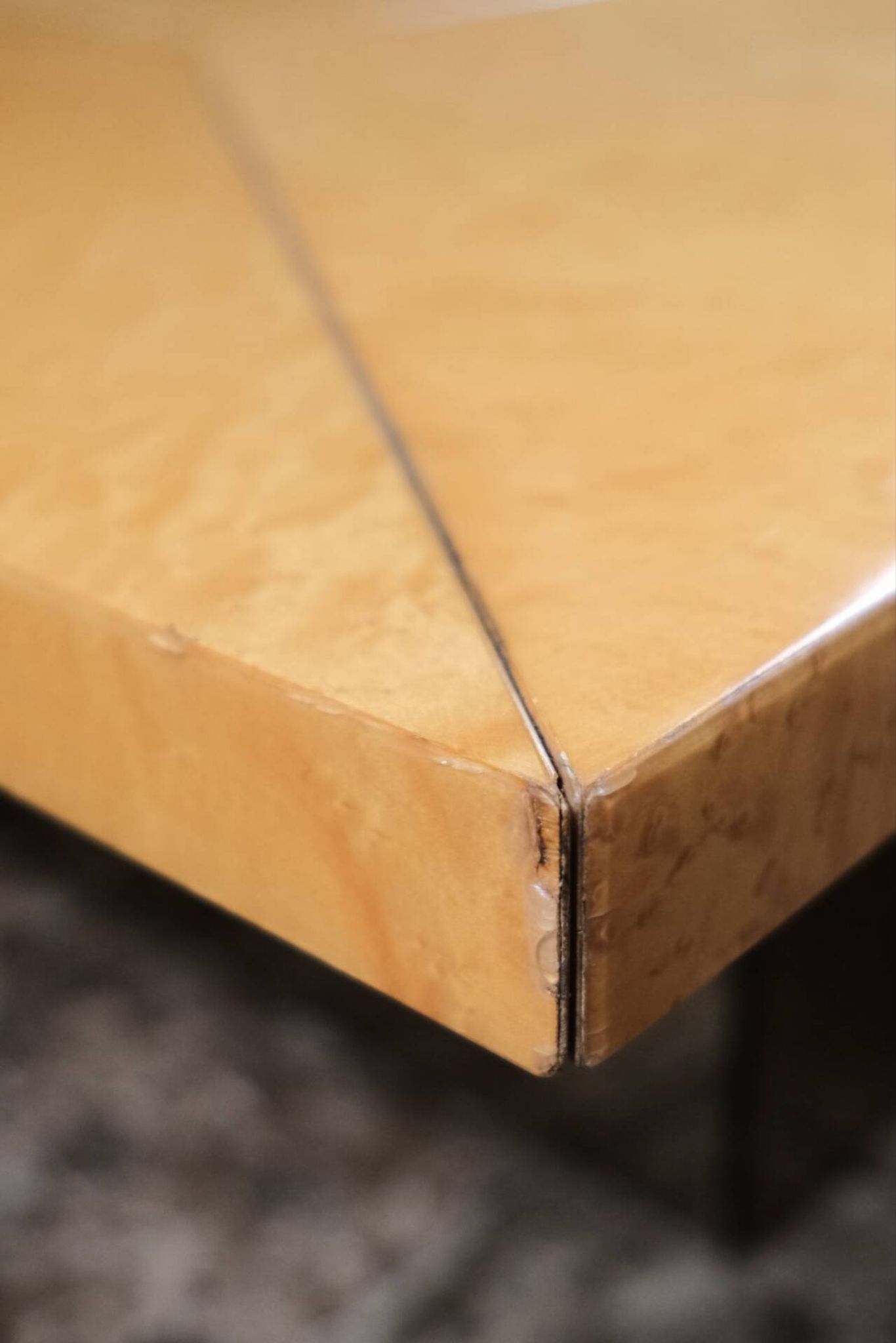 Coffee table bar in ash burl, Paul Michel for Roche Bobois, 1980.