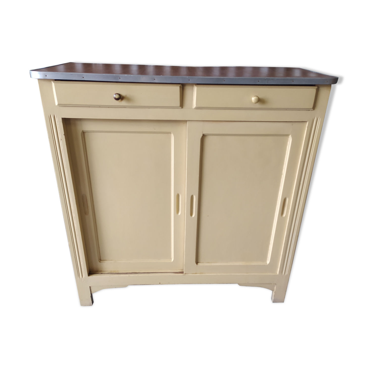 Parisian buffet sliding doors