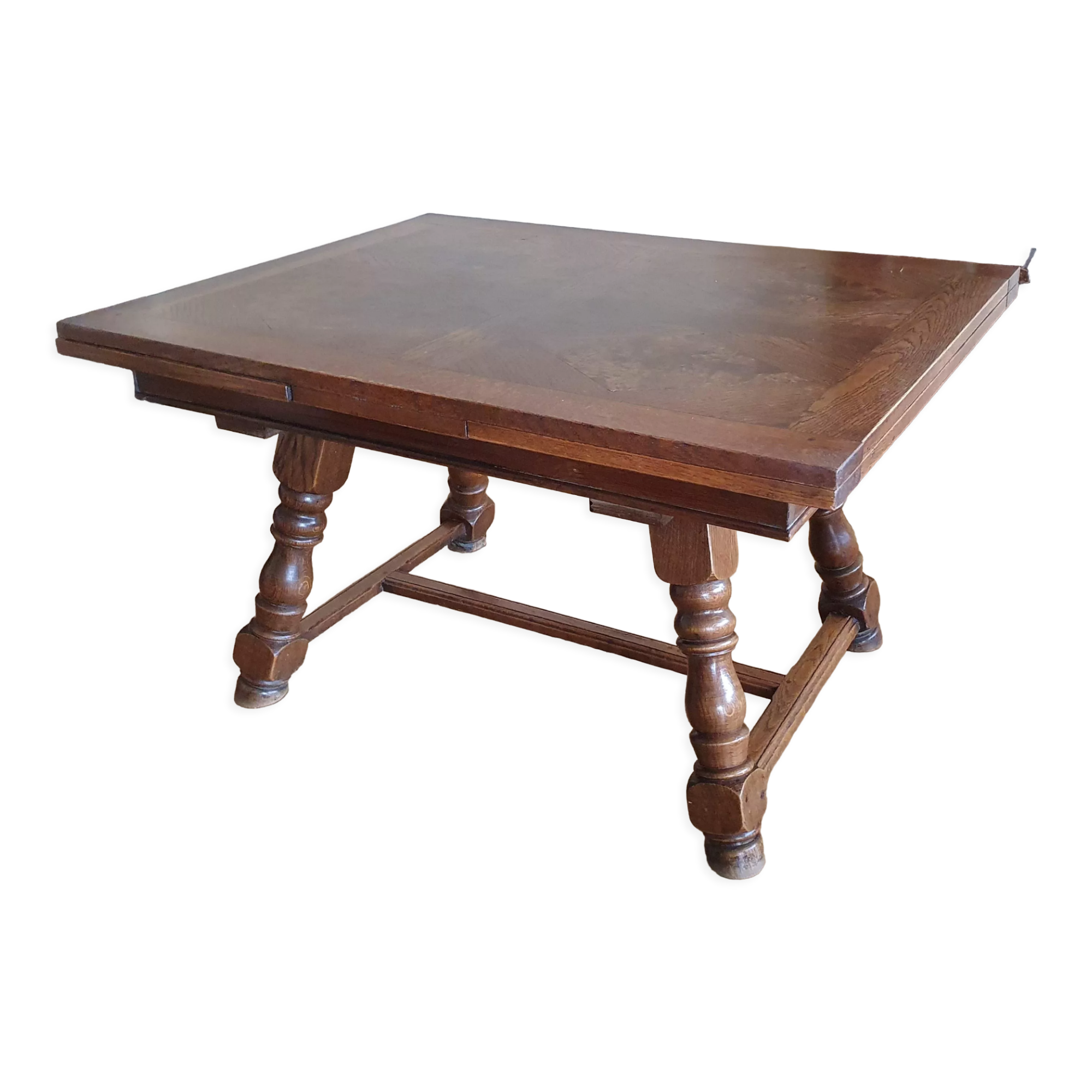 Oak extension table