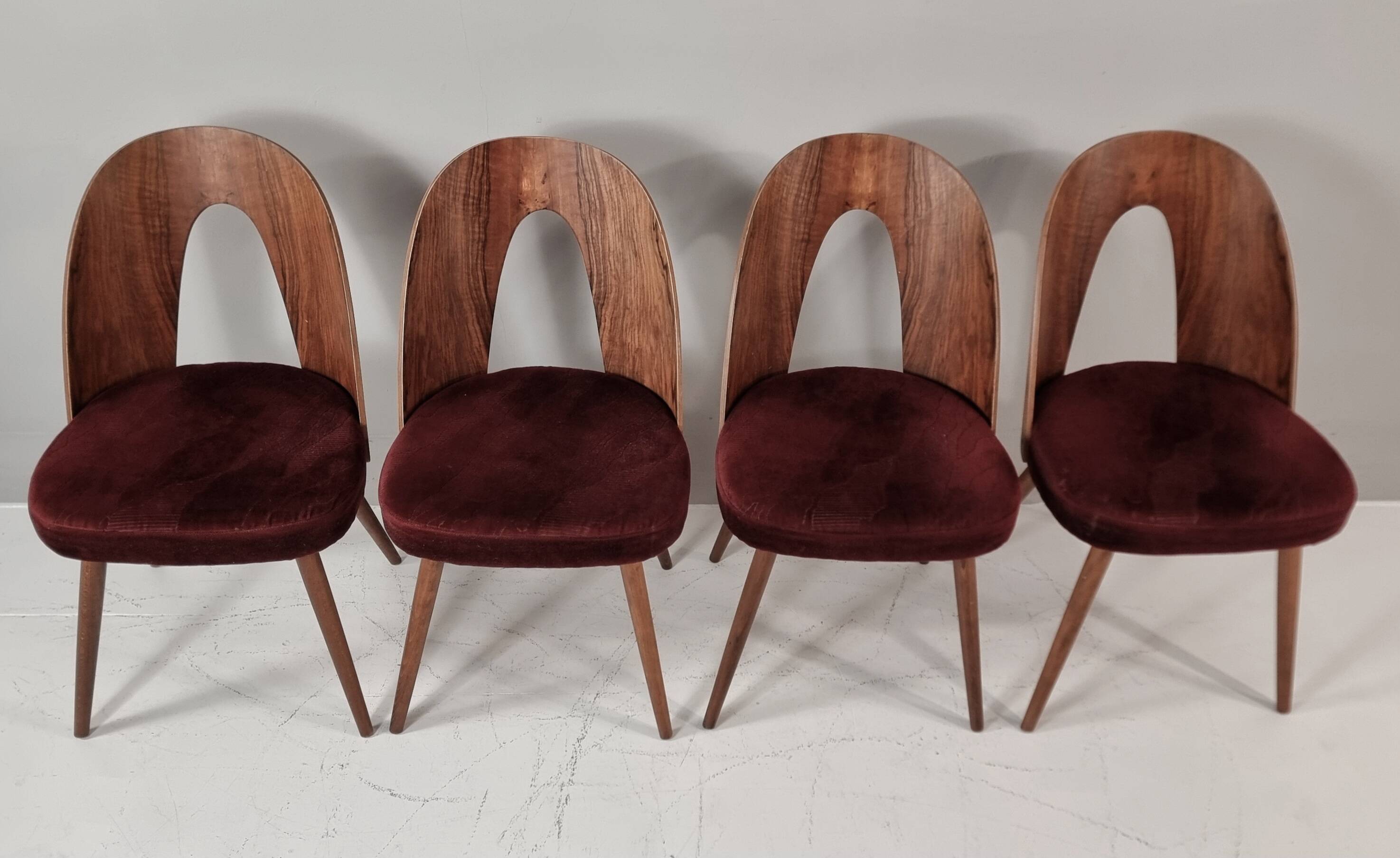 Vintage chairs by Antonin Suman, 1960s, set of 4