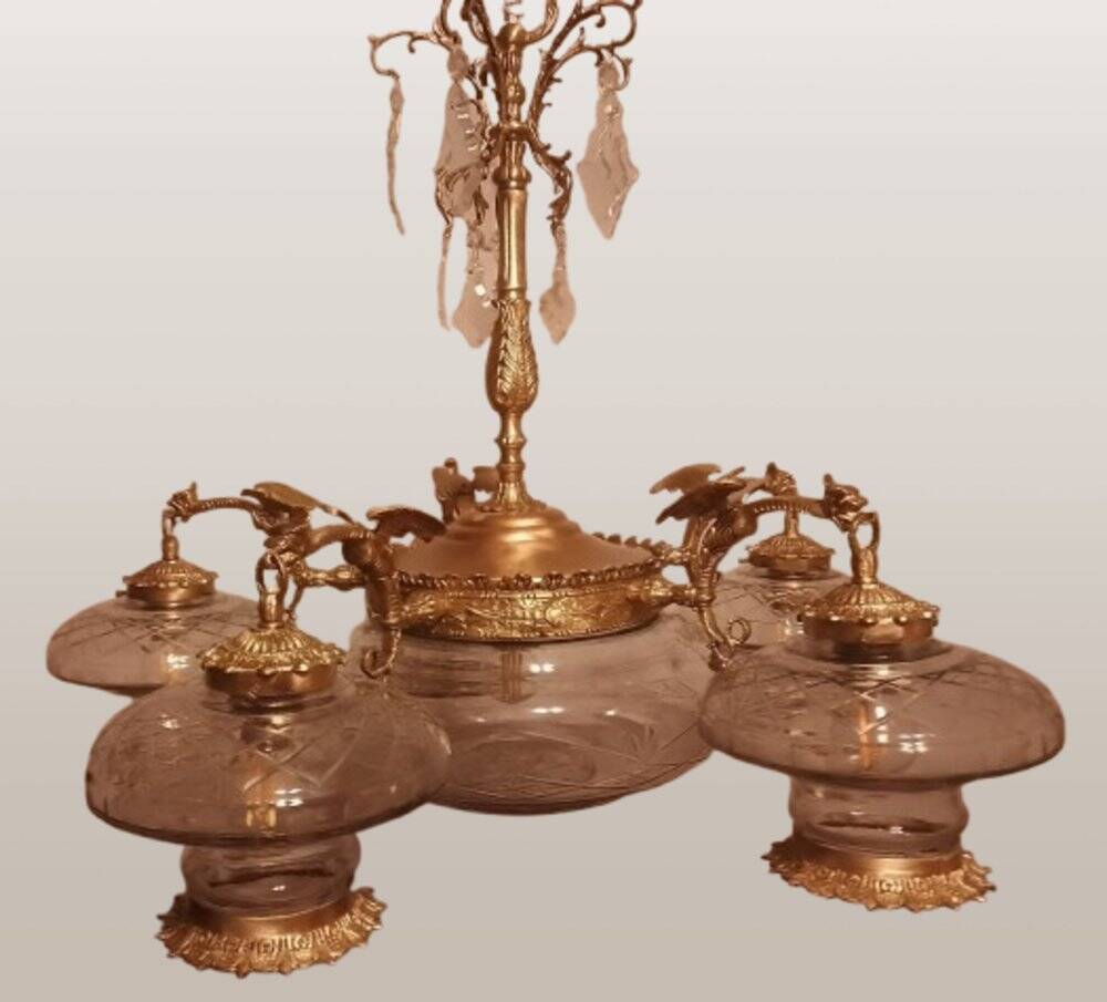 Large Gothic brass chandelier with 6 lights, 1940s.