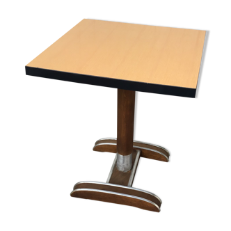 Bistro table