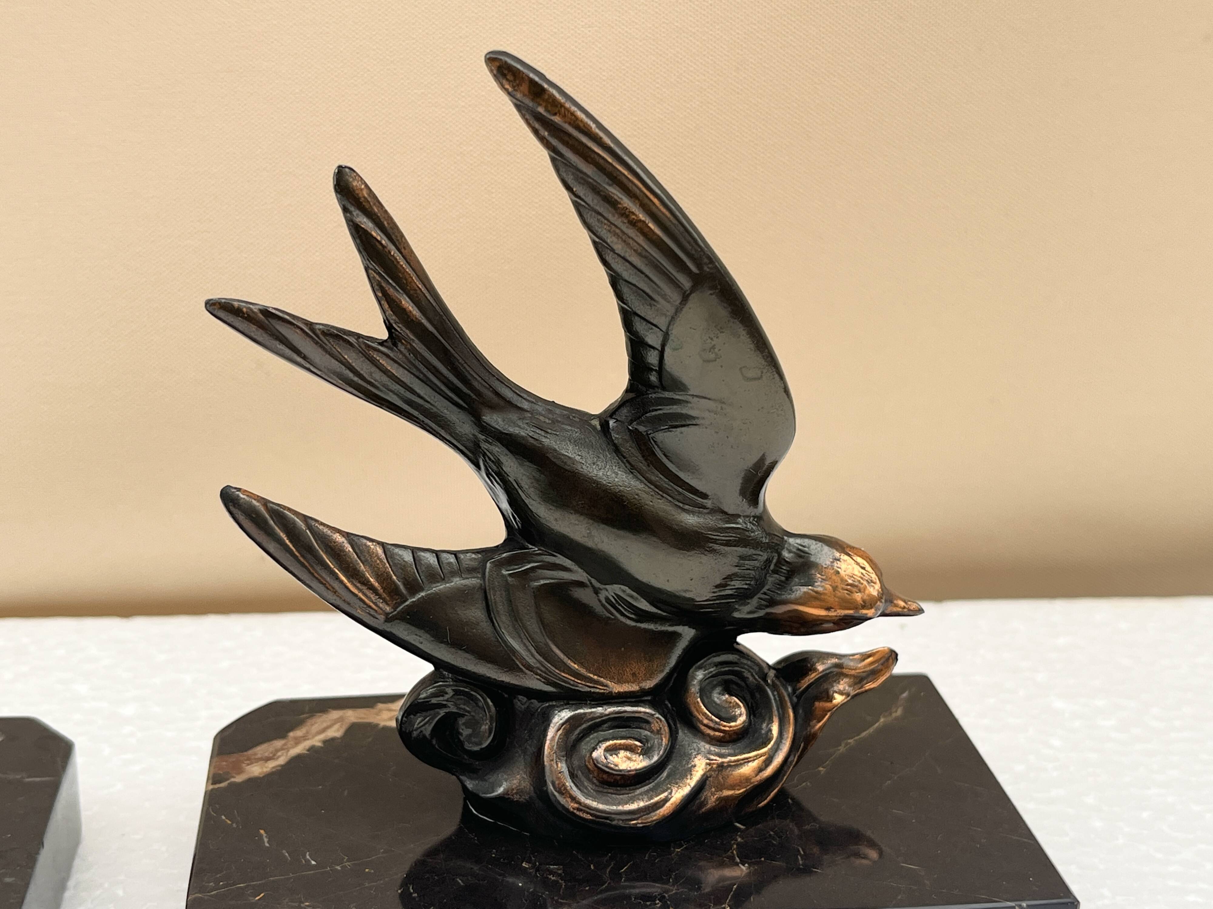 Statue Art Déco Oiseaux Hirondelles En Régule Sur Socle Marbre - Non Signée - Originale
