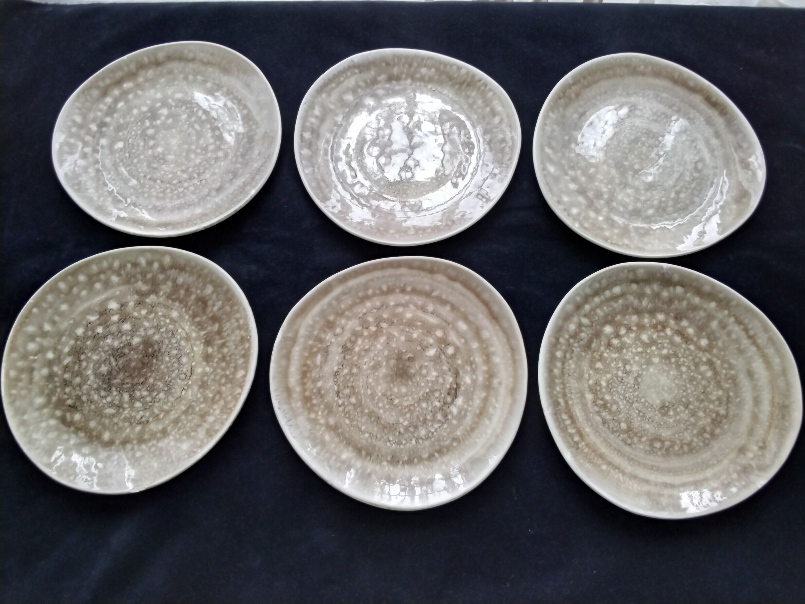6 flat ceramic plates from Niderviller Foam model