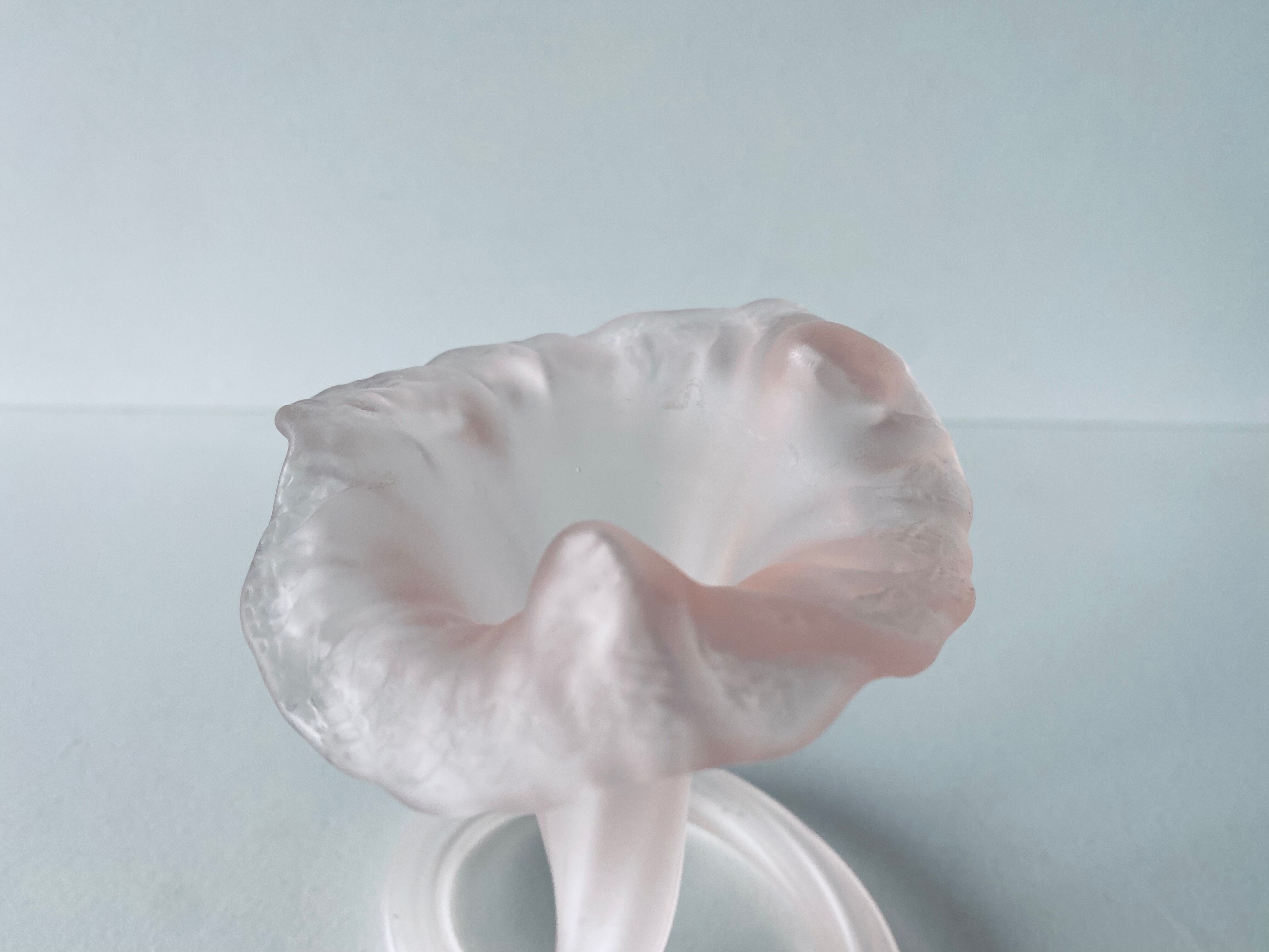 Pink Murano corolla vase
