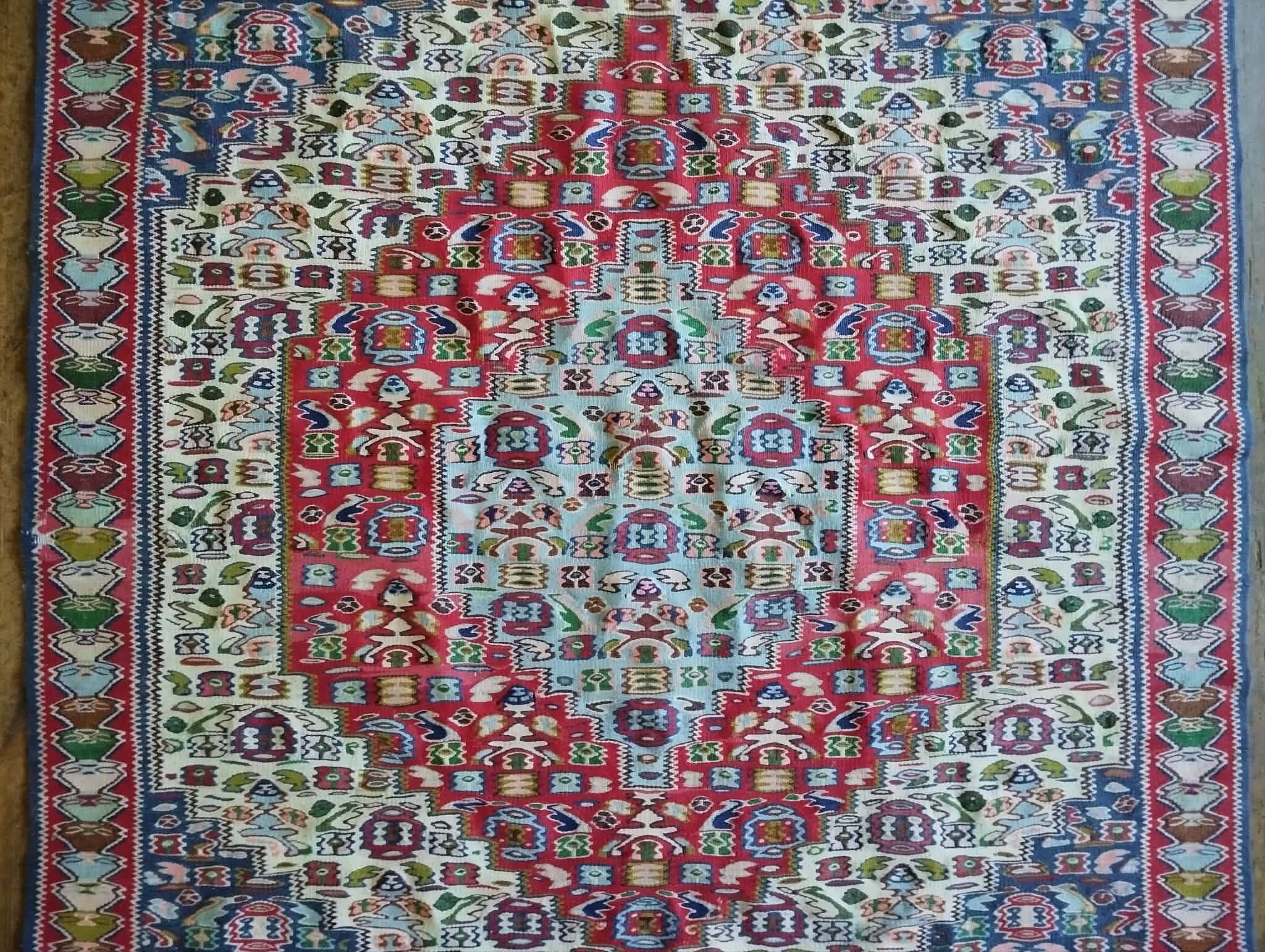 Handmade Persian Senneh carpet 167x131cm