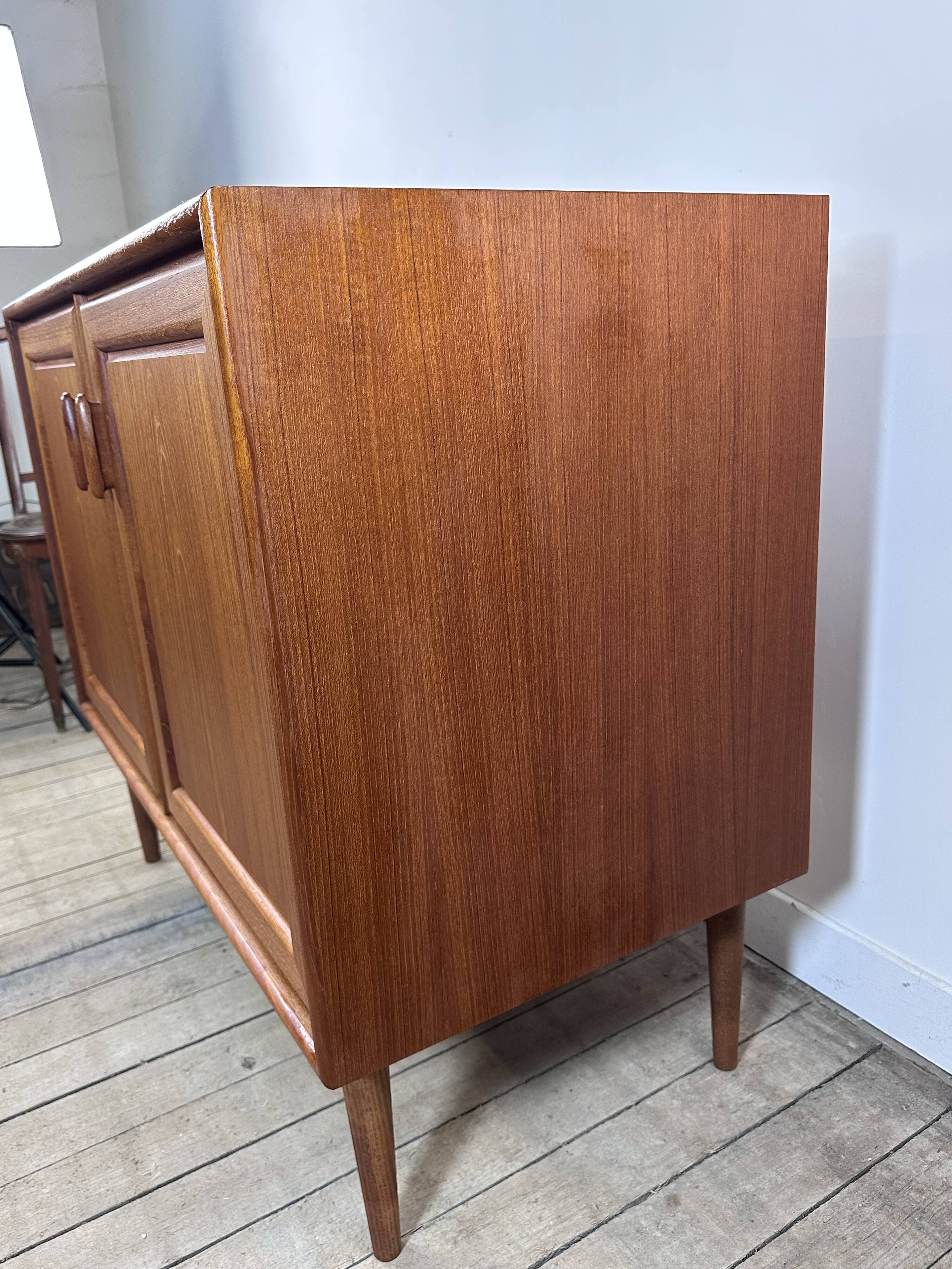 Scandinavian teak storage unit 1970's by RT Moëbel