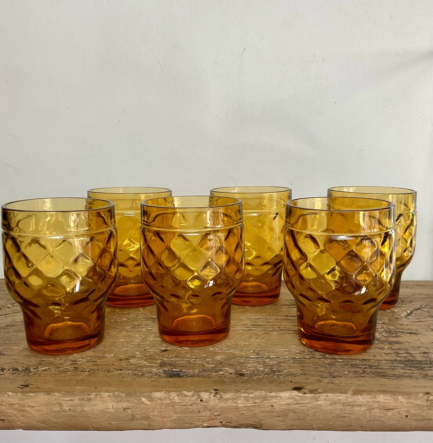 6 amber glasses