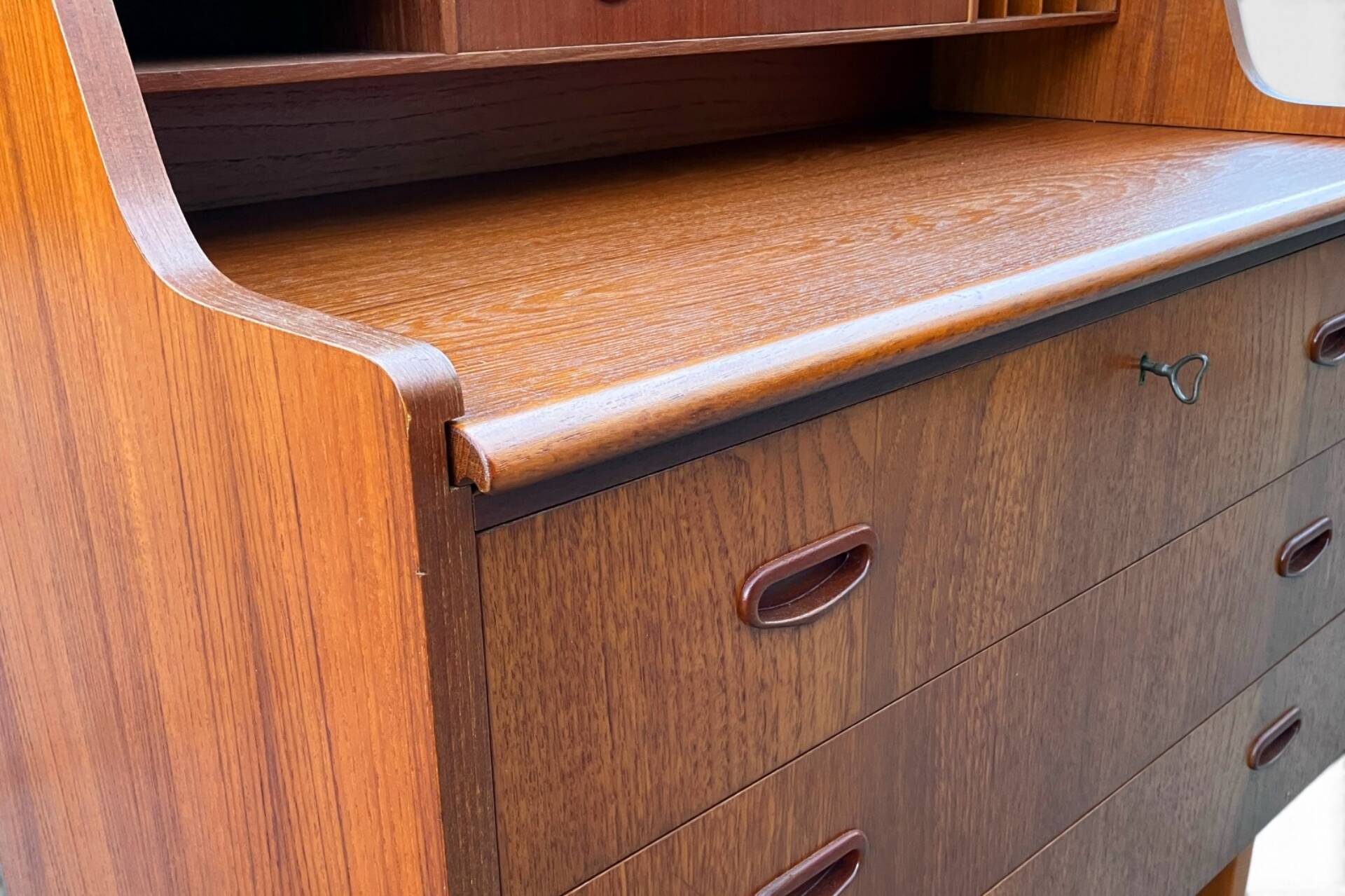 Gunnar Nielsen Tibergaard Secretary – Denmark, 1960s | Teak