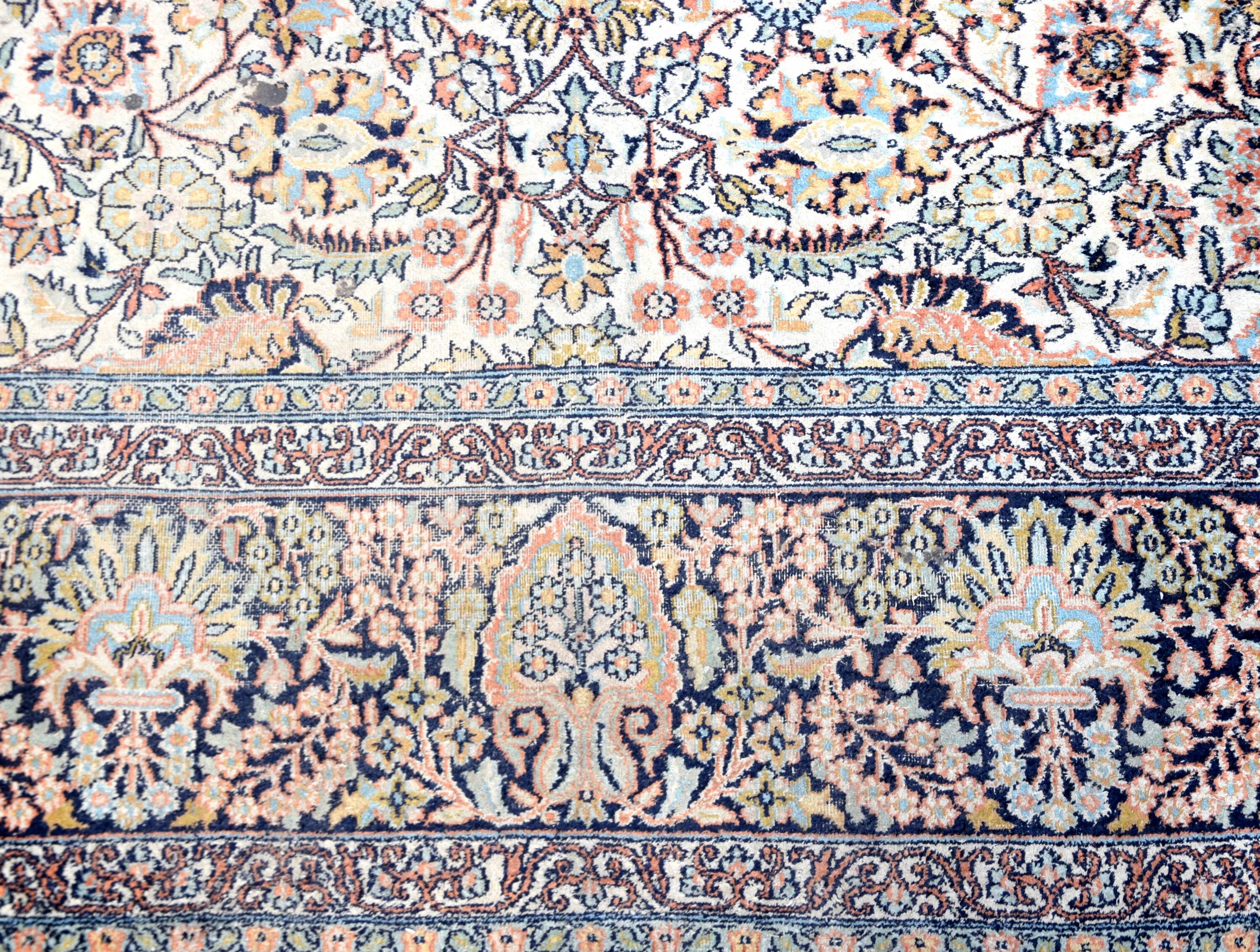 Kashmir Silk Oriental Rug: 1.68 x 2.63 Meters