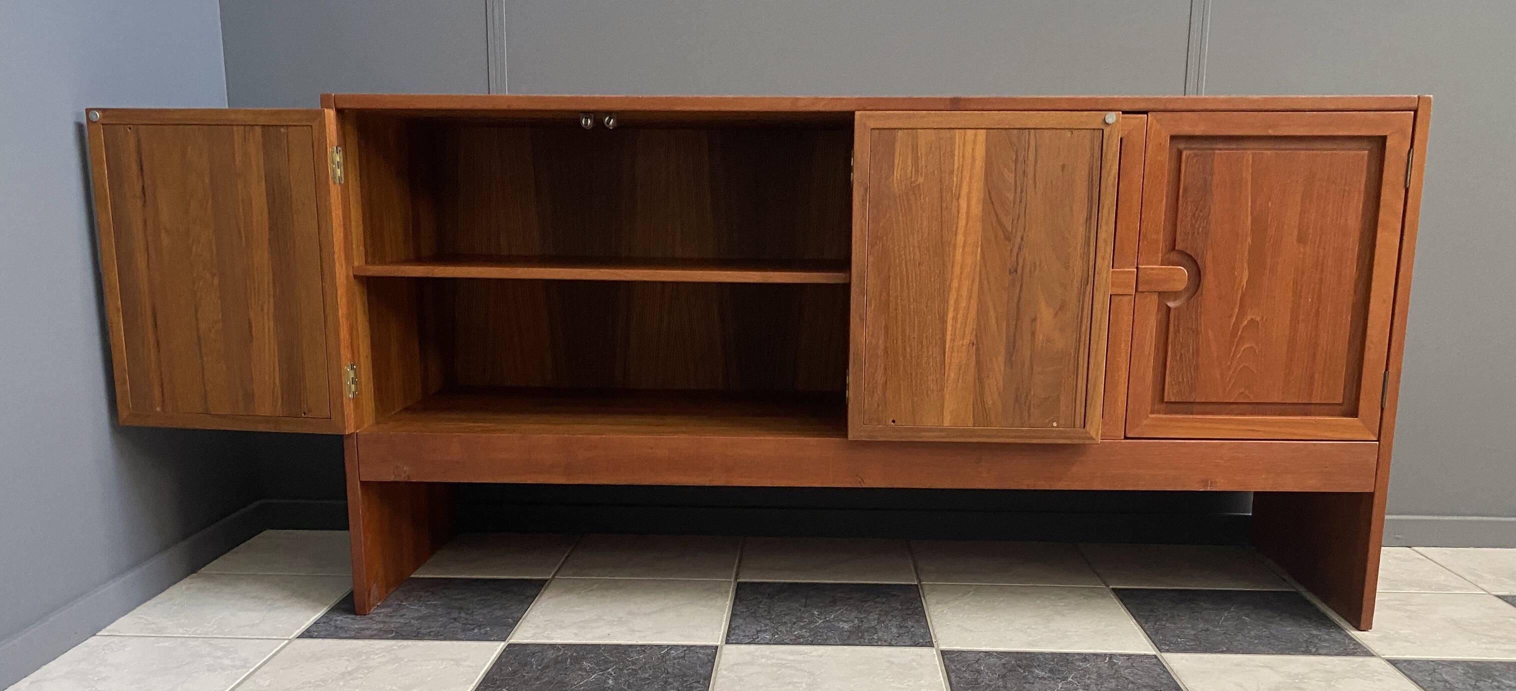 Buffet en teck par Skovby Denmark