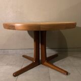 Table scandinave ronde vintage à pied central étoile extensible Baumann