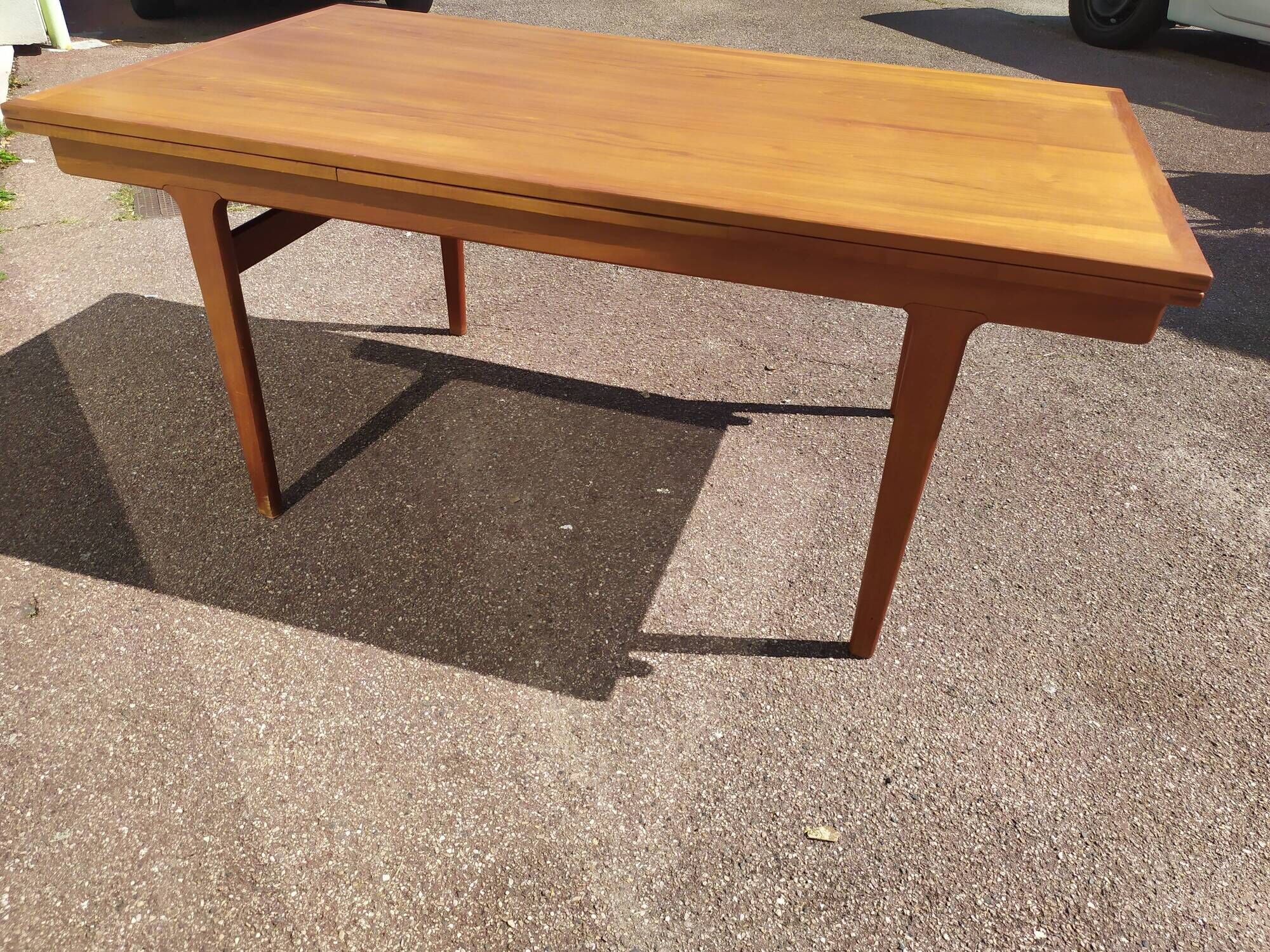 Scandinavian teak dining table with extension 6 to 10 people Henning Kjaernulf