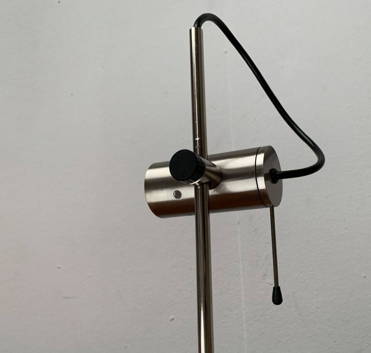 Italian table lamp model 251 by Tito Agnoli for Oluce, 1950s.