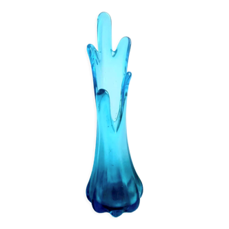 Corolla vase in blue glass