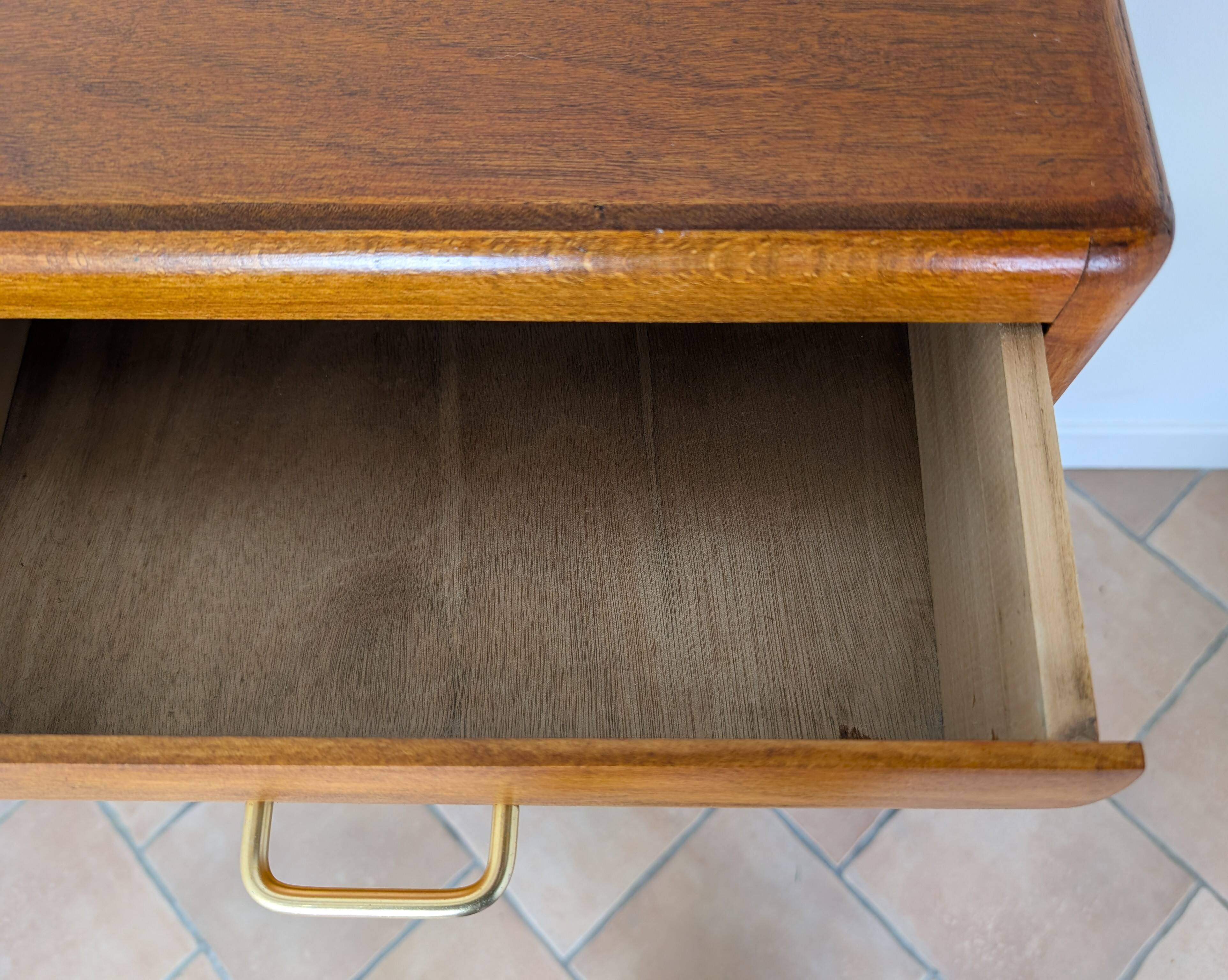 Vintage chest of drawers