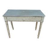 Small desk