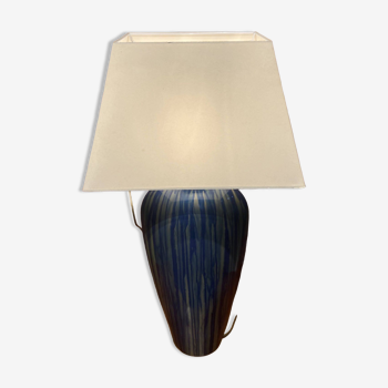 Blue ceramic table lamp