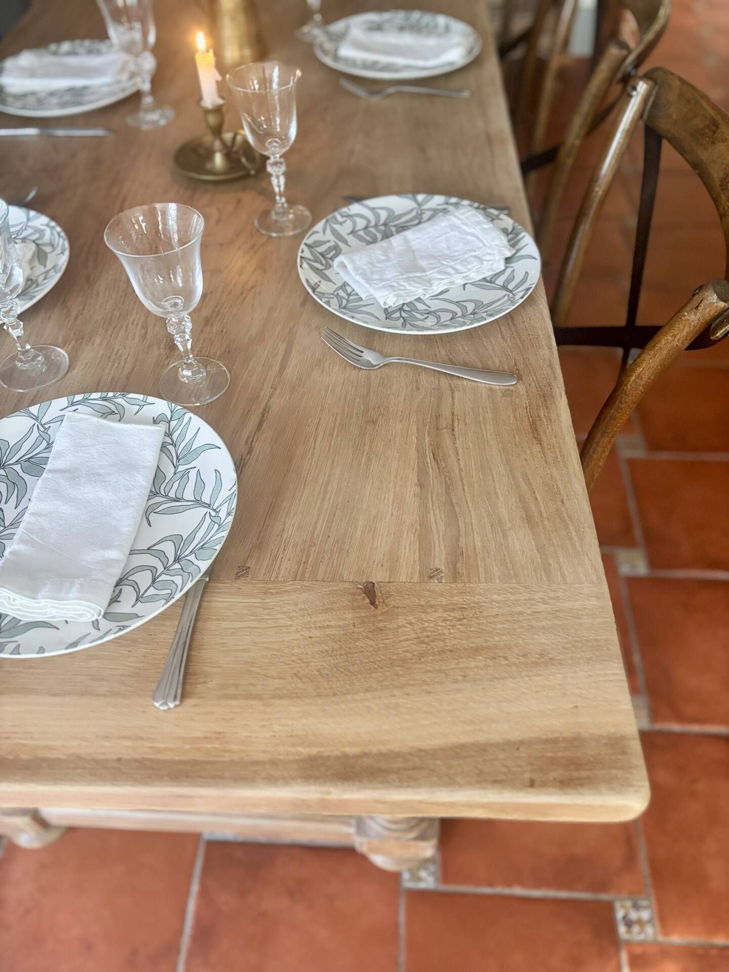 Large Restored Solid Oak Dining Table – Whitewashed Finish