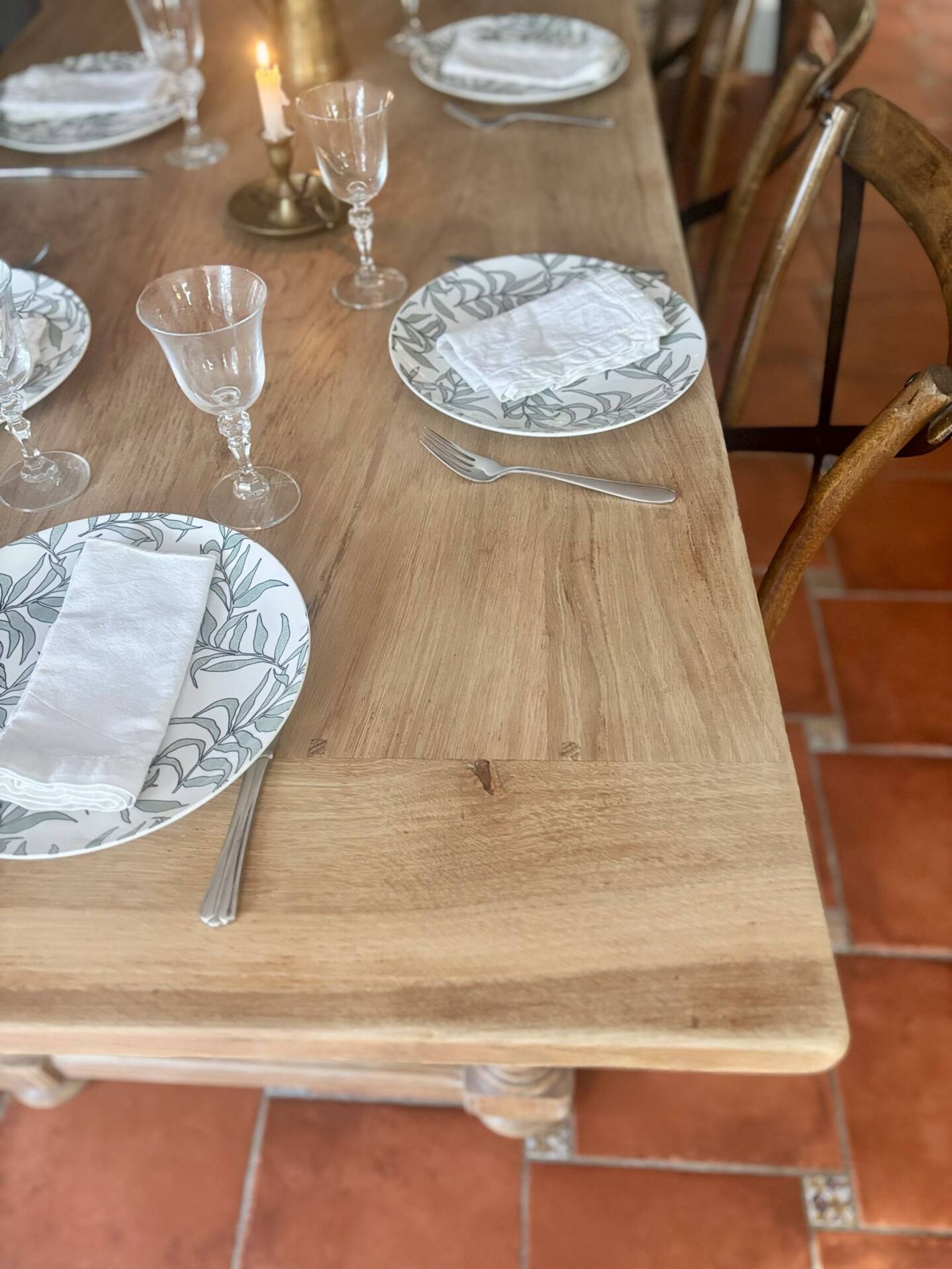 Large Restored Solid Oak Dining Table – Whitewashed Finish