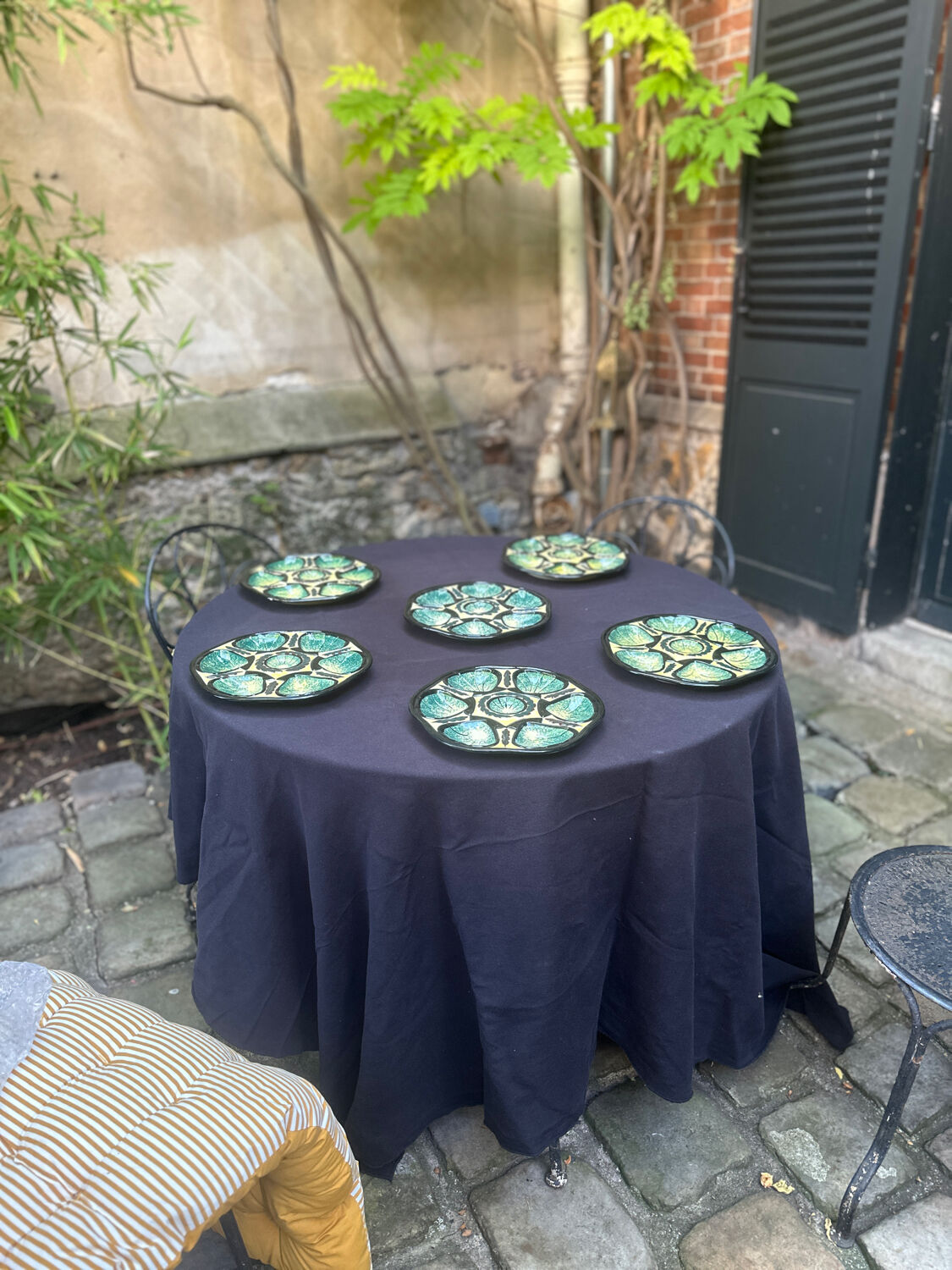 6 oyster plates