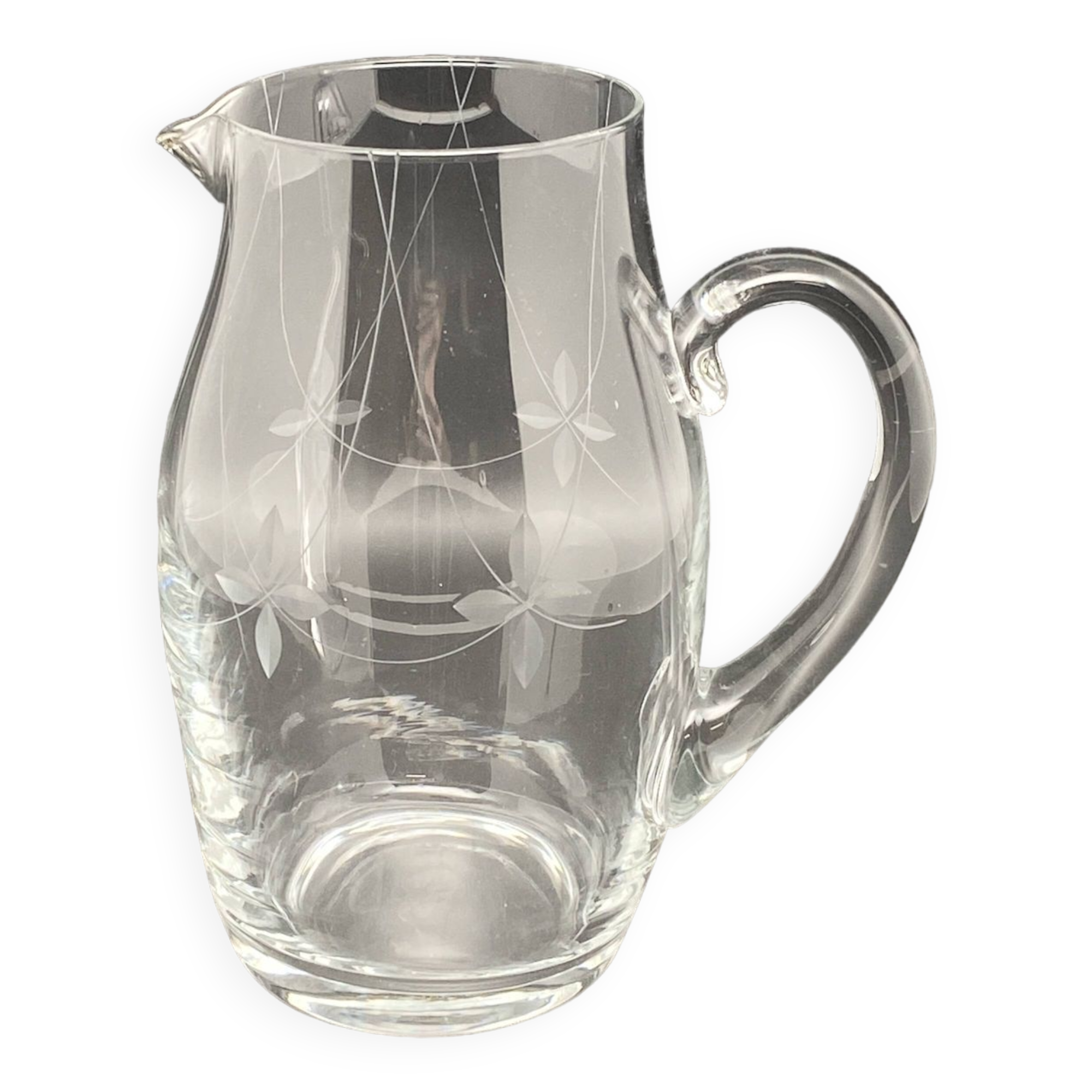 Fine chiseled glass carafe