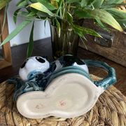 Théière panda et anse bambou en céramique