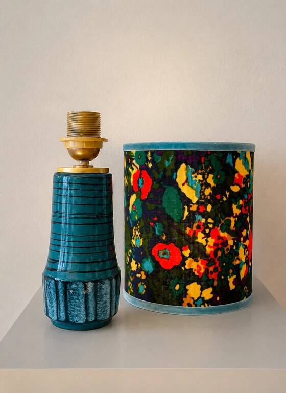 Wireless table lamp made of 1960s West German pottery ceramic.