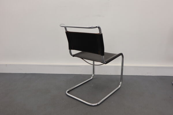 Chaise design Breuer, modèle B33, édition Thonet