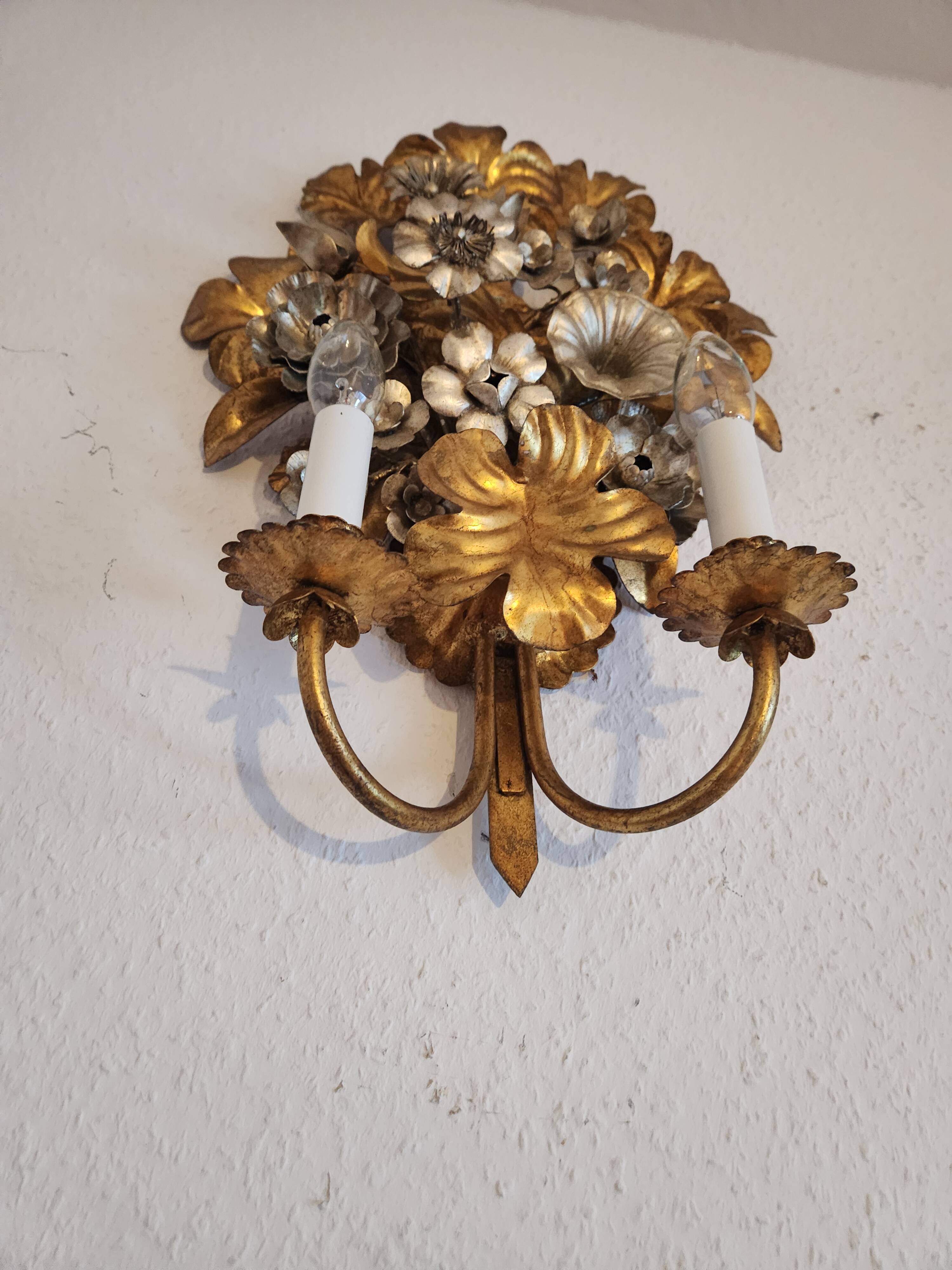 S.Salvadori Wandlampe vergoldet ersilbert Blumenmuster
