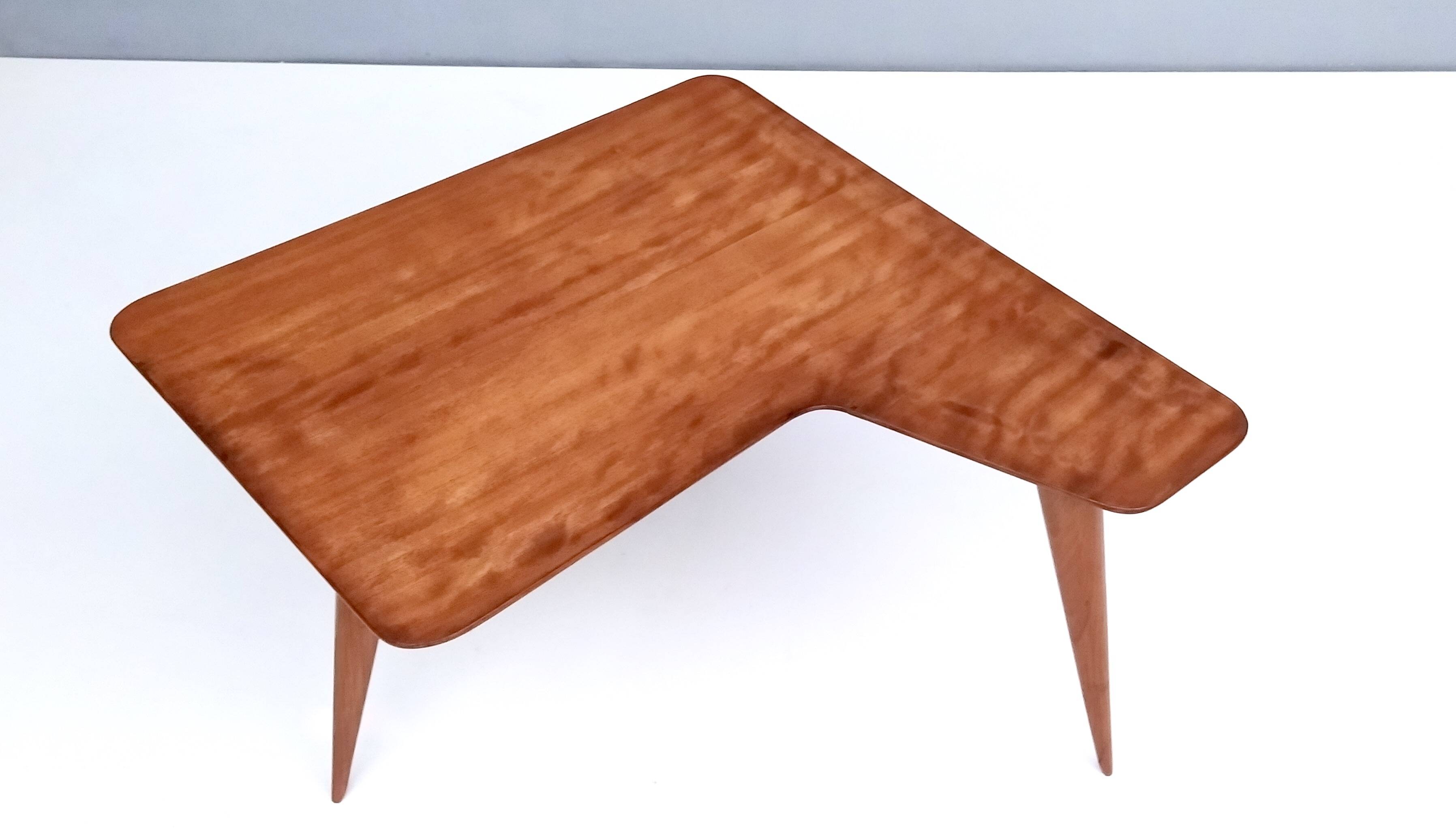 Irregular Shaped Cherrywood Veneer Coffee Table Attr. to Gio Ponti, Italy