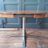 Vintage round table with extensions 1970