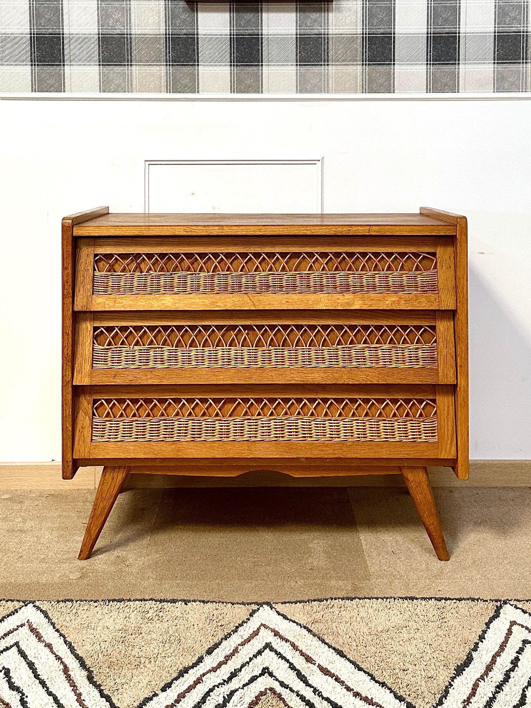 Rattan chest of drawers feet compass