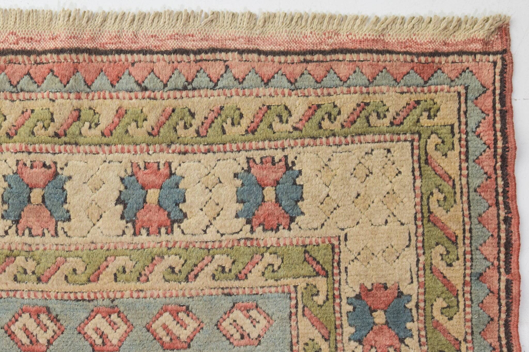 High Quality - Handwoven Eastern Rug