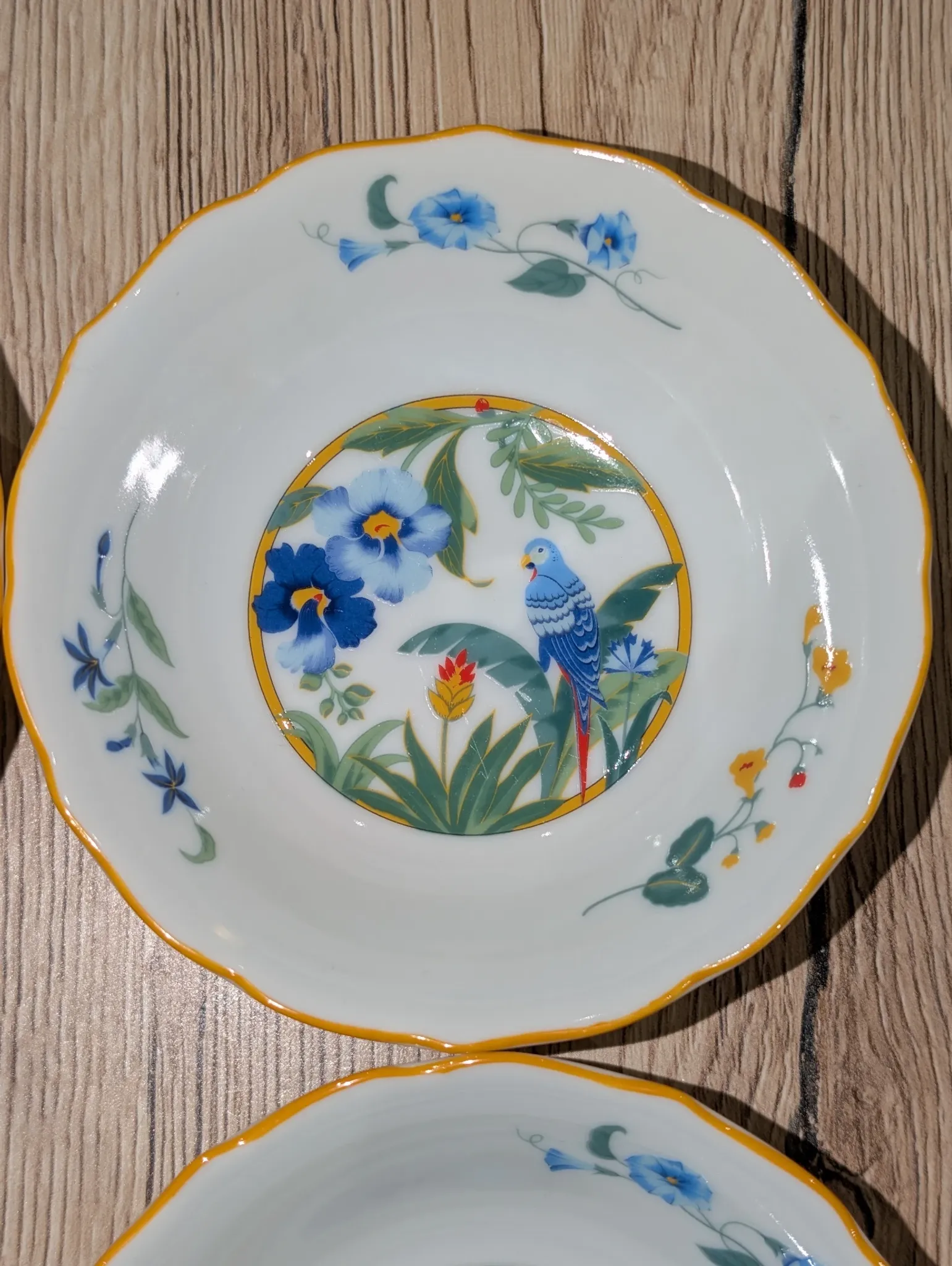 Lot 4 Bowls / Porcelain Dishes Japan ARA Pier Import - Perroq Decor