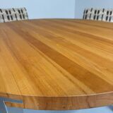 Naver Nissen and Gehl Scandinavian design round table with metal legs and wooden top