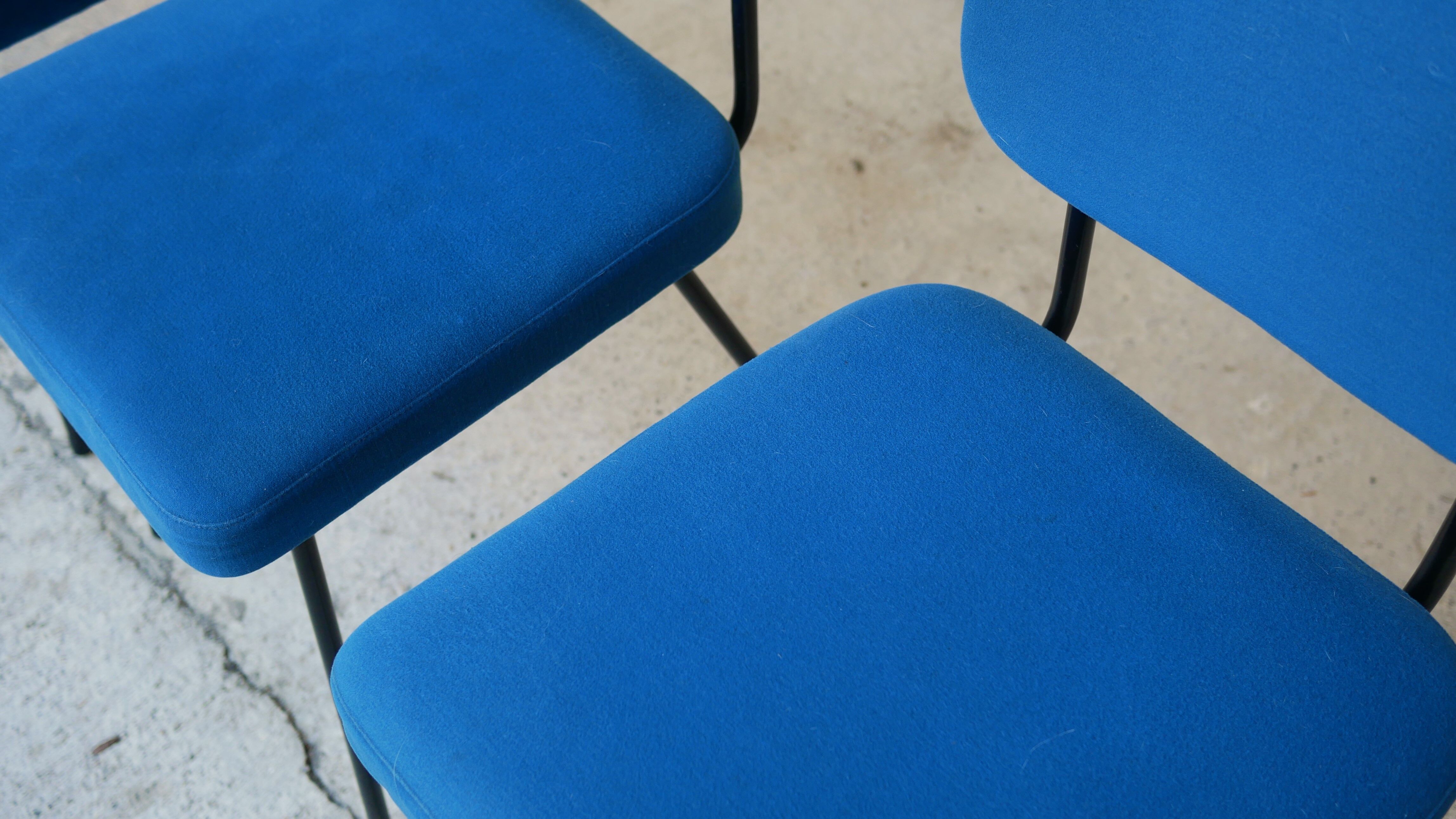 Series of 4 vintage chairs by André Simard for Airborne editions