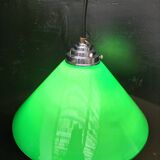 Green opaline cone suspension
