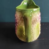 Pichet vintage en barbotine de Saint Clément, France