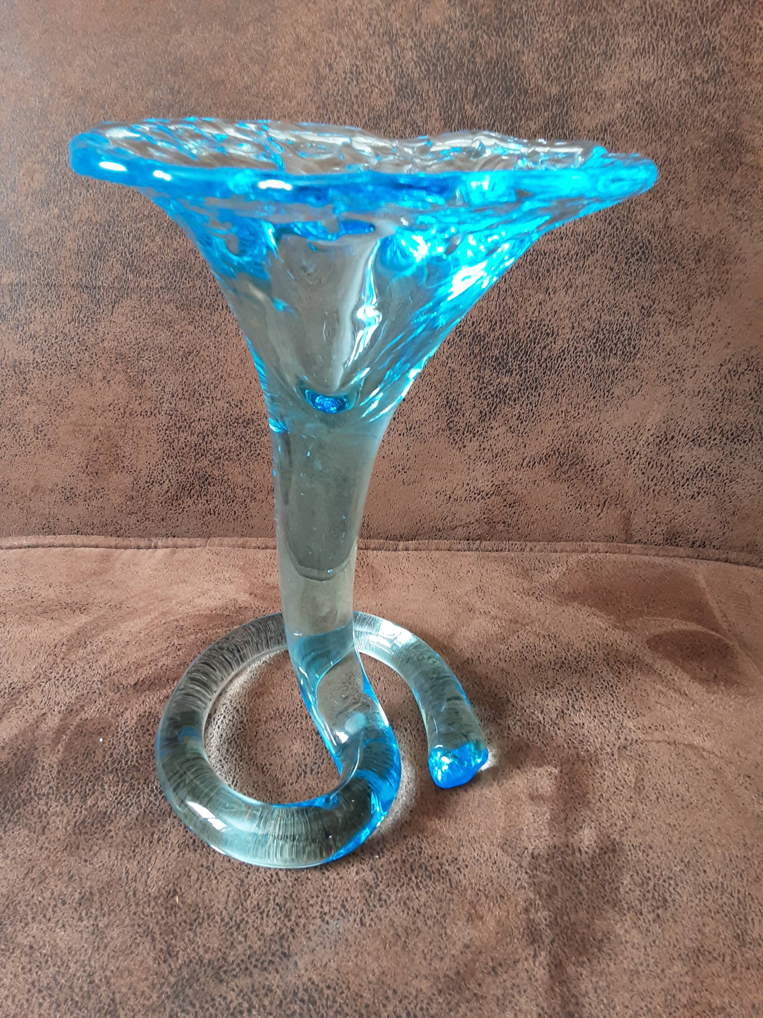 Swirling glass vase