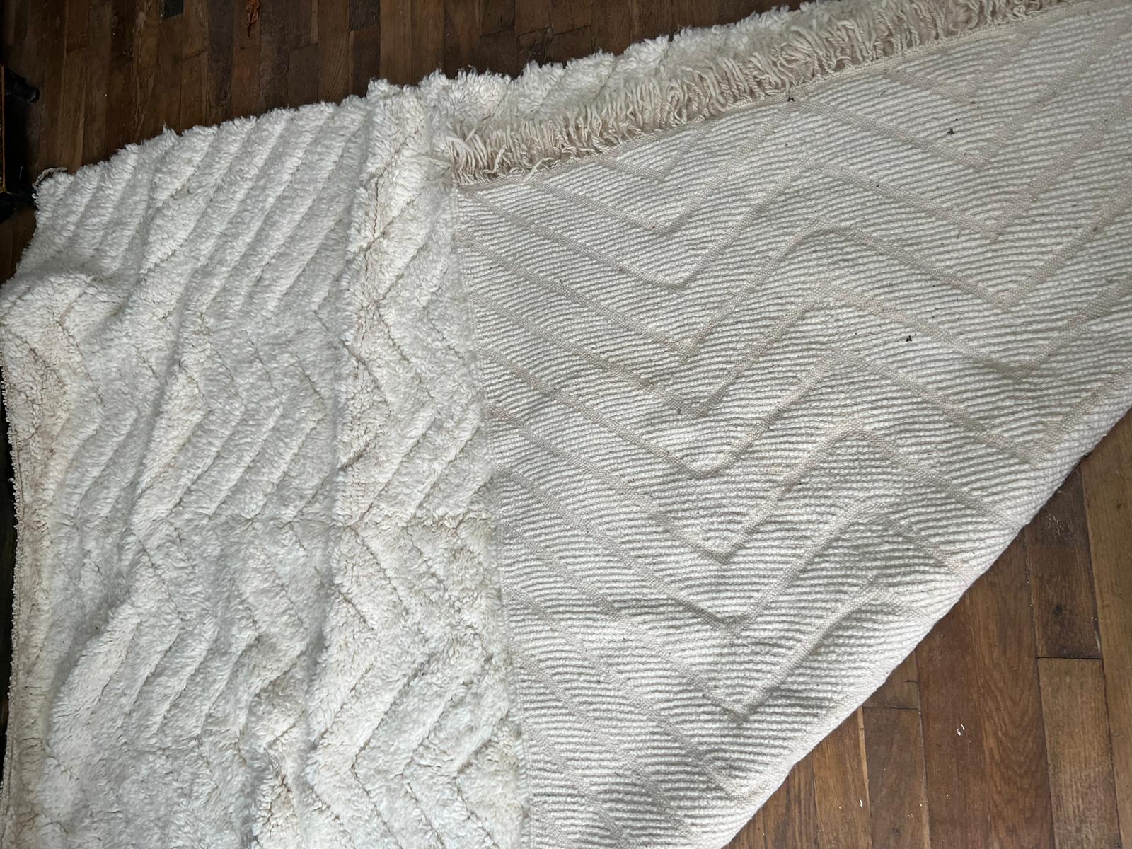 Berber carpet 2m4x1m45