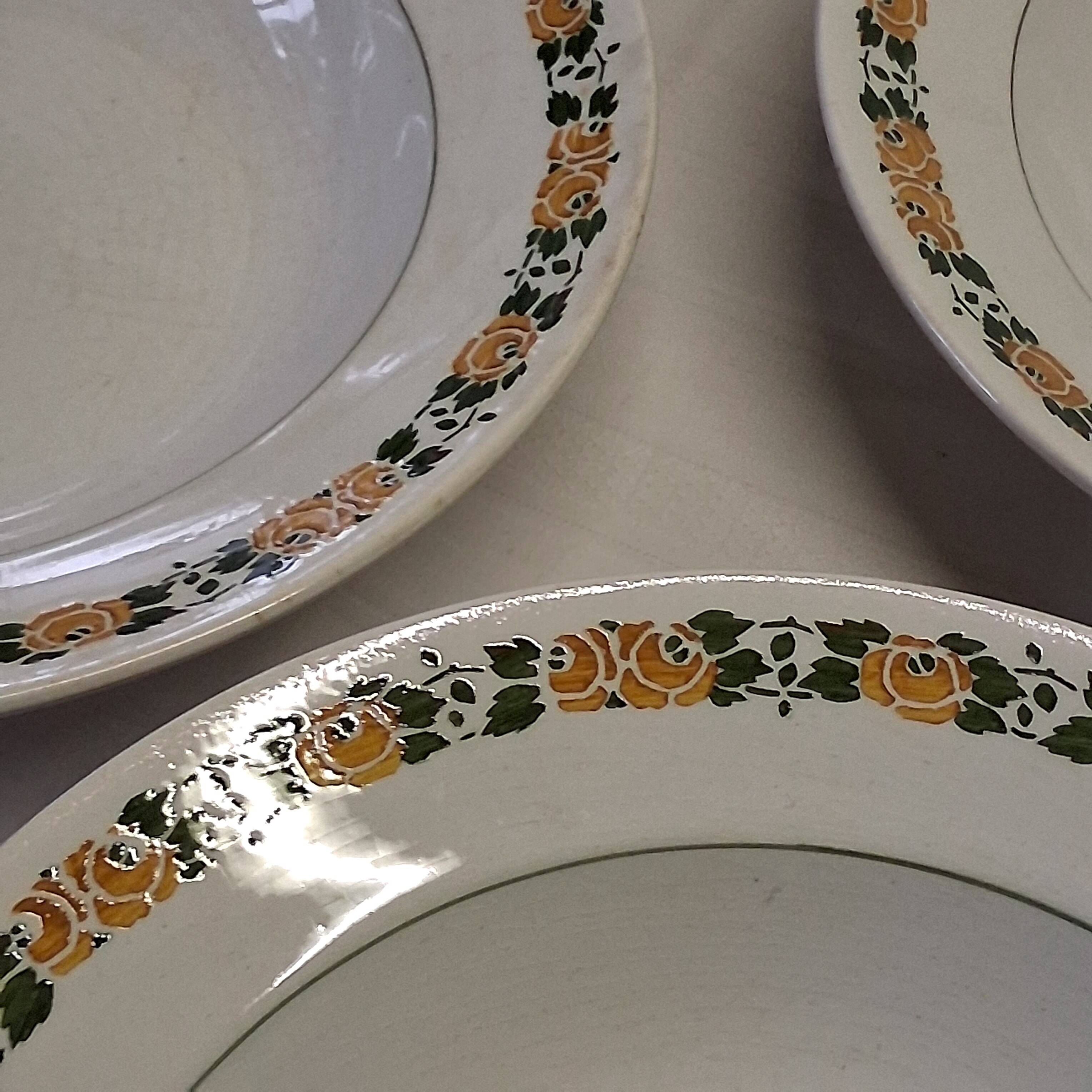 6 antique Villeroy & Boch soup plates in good condition