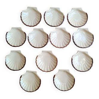 Émile Henry scallop shell plates