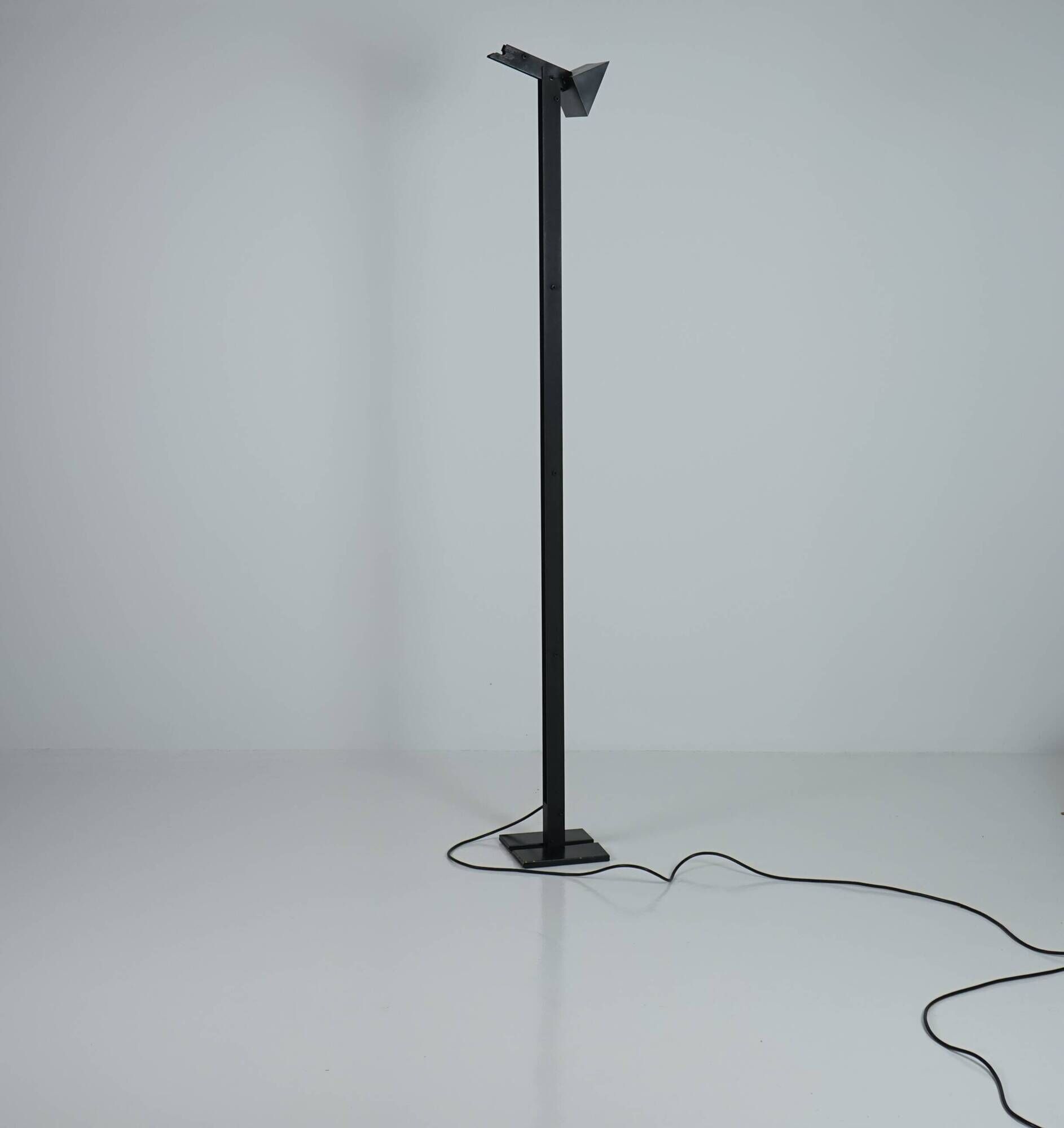 Postmodern Floor Lamp Kru Kiterra by Tiziano Inguanotto for Sem Luci 1980s